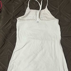 White lulu active top